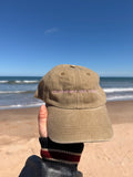 Casquette khaki et rose